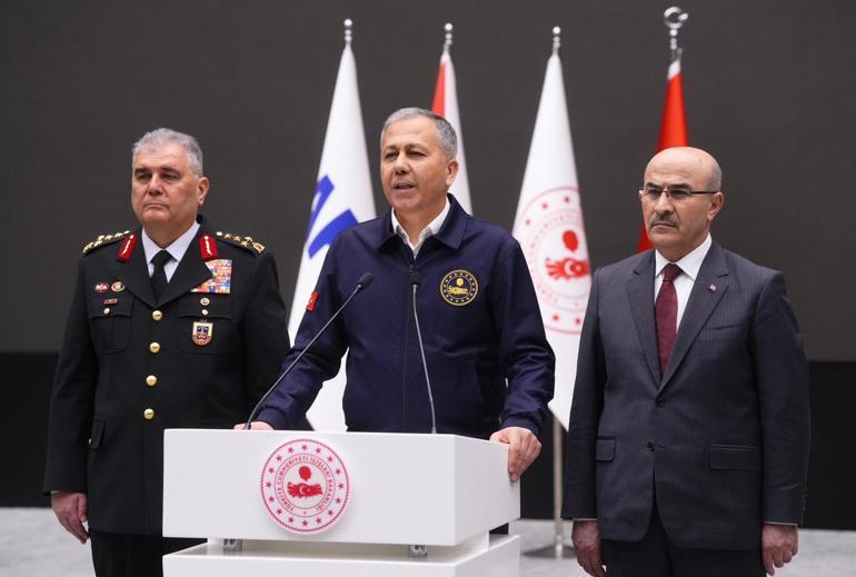 SON DAKİKA...Yalova'da DEAŞ'lı teröristlerle çıkan çatışmadan acı haber: 3 polisimiz şehit - 
                    1. Resim