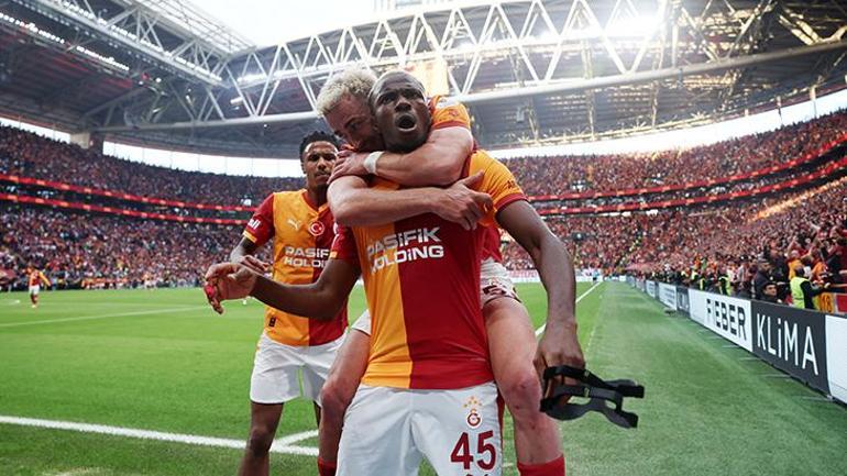 Galatasarayın yıldızı Osimhene büyük övgü Haaland ile beraber zirvede