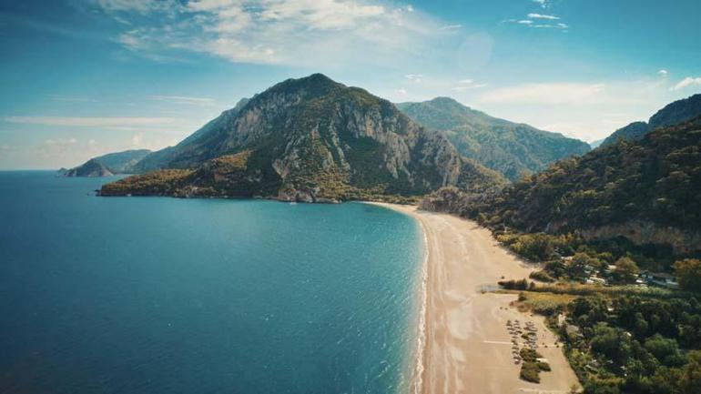 Türkiye turizm tanıtımında yapay zeka dönemi Antalya, Pıece Of Art 9 dilde yayında