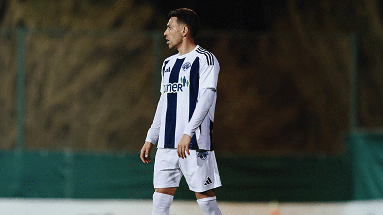 Emre Belözoğlundan İrfan Can Kahveci sözleri Fenerbahçe beni de 2 kere gönderdi, 3 kez döndüm