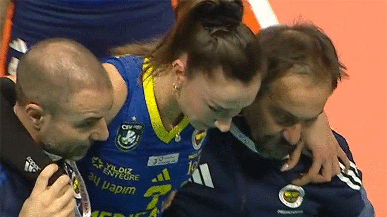 Fenerbahçeye Hande Baladın şoku Maça devam edemedi