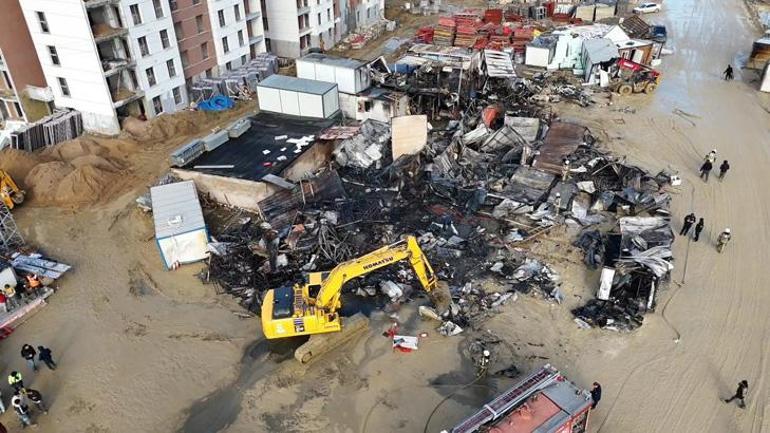 Arnavutköyde işçi konteynerinde yangın Çok sayıda ekip sevk edildi