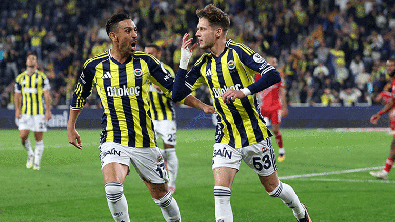 Polonya Teknik Direktörü Jan Urbandan Fenerbahçeli yıldız için sürpriz açıklama: Kulüp değiştirmesini umuyorum