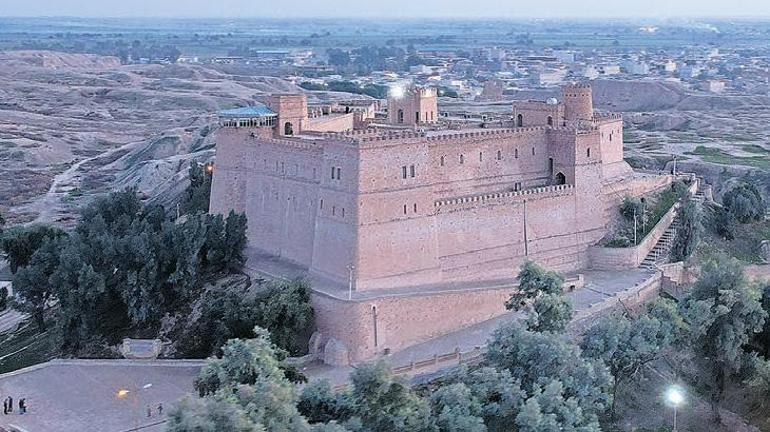 60 bin yıllık zehirli ok ucu