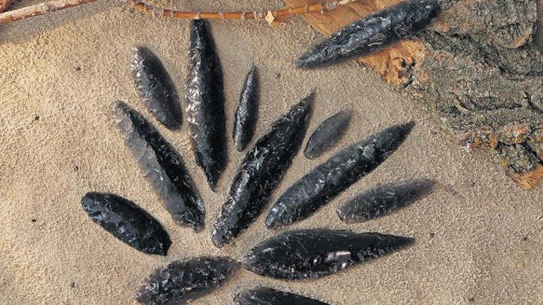 Obsidiyen yataklarının merkezinde yerleşik bir topluluk: Sırçalıtepe