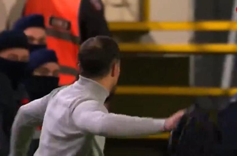 Alanyaspor - Fenerbahçe maçının tartışmalı pozisyonları Trioda değerlendirildi Hakem ekibi sınıfa kaldı