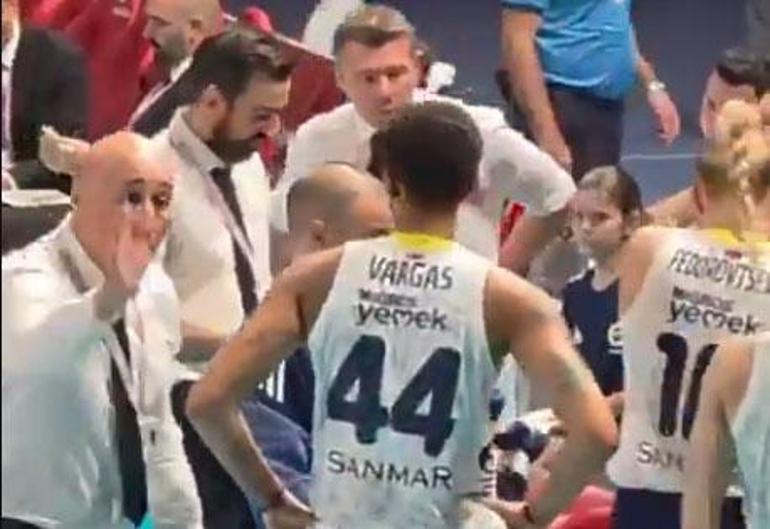 Fenerbahçede Abbondanza - Melissa Vargas gündemine Eda Erdem Dündardan yanıt: Şaşkınlıkla izliyorum