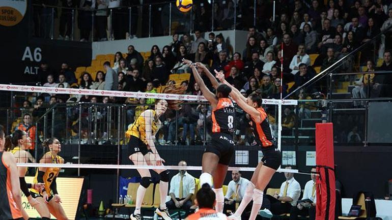 Eczacıbaşında Ebrar Karakurttan eski kulübü Vakıfbanka galibiyet göndermesi