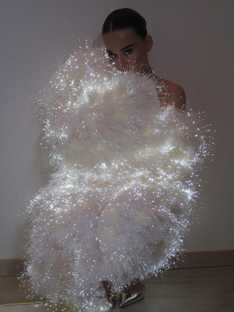 Joy Awardsın açılışını yapmıştı Katy Perrynin kazancı dudak uçuklattı