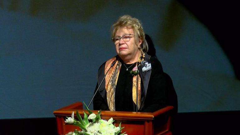 Haldun Dormene veda Cenazede usta oyuncu İzzet Günay fenalaştı