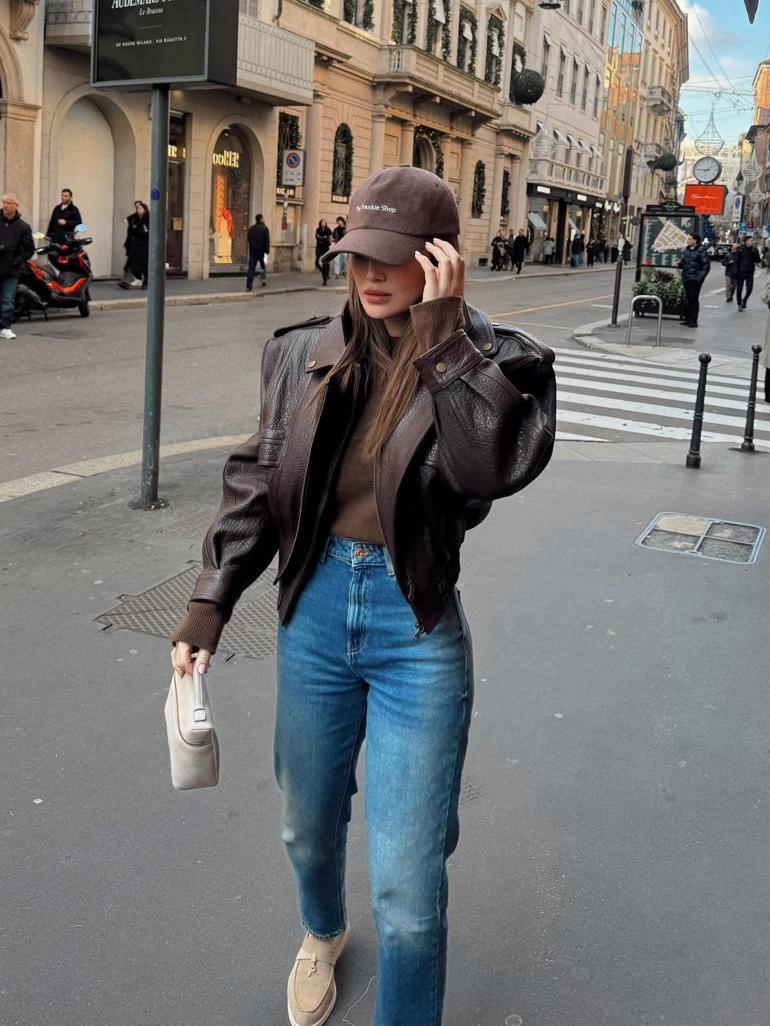 Futbolcu ile mesajlarını ifşalamıştı Danla Bilic: Helallik isteyeceğim