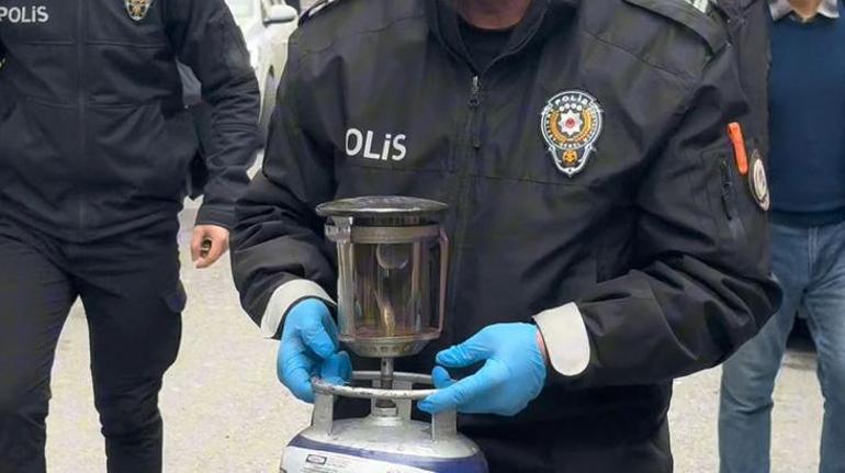 Bağcılar’da facia: Aynı evde 3 kişi hayatını kaybetti Ekipler eve balkondan girdi