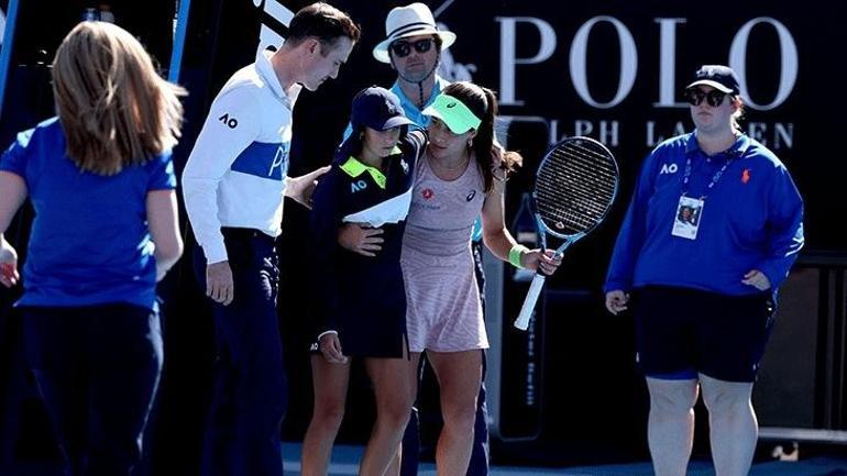 Türk seyircileri çıldırtan hareket Milli tenisçi Zeynep Sönmezden Putintseva sorusuna yanıt