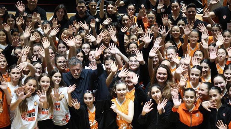 Voleybolun geleceği Antalya’da konuşuldu
