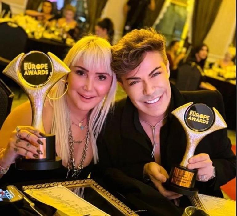 Fatih Ürekin acı haberi sanat dünyasını yasa boğdu O kadar üzgünüm ki ciğerime oturdu acısı