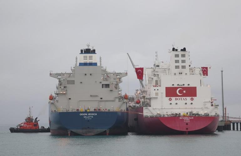 Bakan Bayraktar: 2 yılda 200 milyon metreküplük gazı gemilerle alır hale geleceğiz