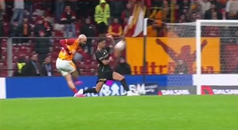 Galatasaray-Kayserispor maçının tartışmalı pozisyonlarını eski hakemler değerlendirdi Bariz ikinci sarı kart