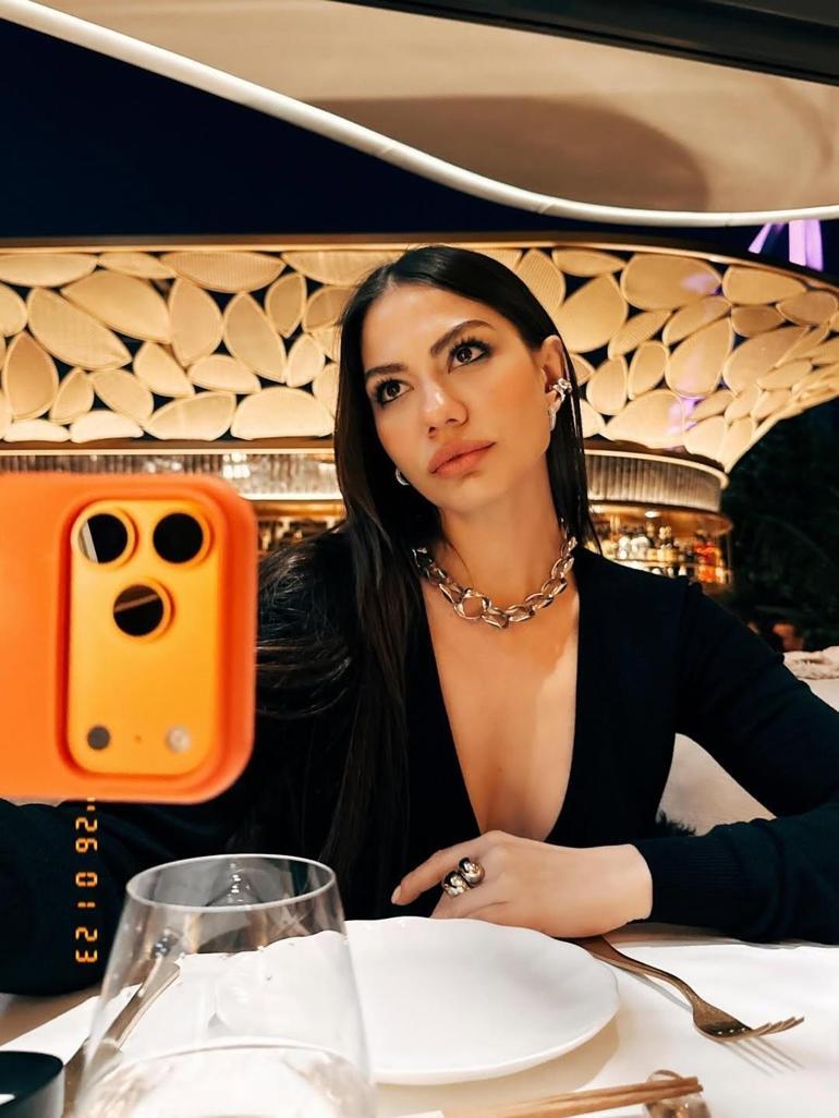 Demet’in siyah rüyası Eşref Rüya’nın yıldızı sosyal medyada da zirvede