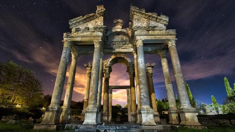 Kültür ve sanatın her dalında Cumhuriyet tarihinin en yüksek rakamlarına ulaşıldı