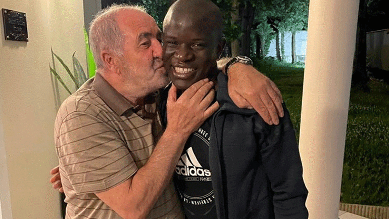 Fenerbahçenin yeni transferi Kante ile samimiyeti gündem olan Hatun teyze: Evimize geliyor, yemek yiyor