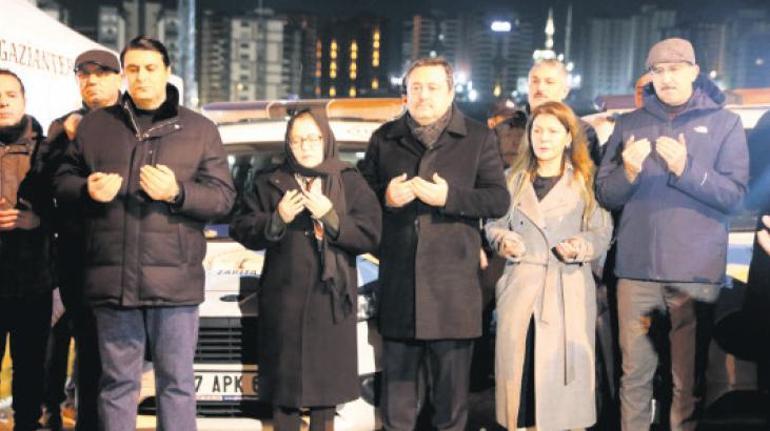 Milyonlarca kişi acıda birleşti