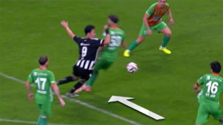 Beşiktaş-Alanyaspor maçının tartışmalı pozisyonları Trioda değerlendirildi Gol kararı sahada verilmeliydi