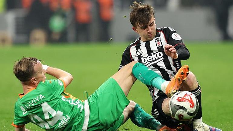 Attila Gökçeden Beşiktaşlı isme eleştiri Bu tuhaflığın bir tanısı konabilir