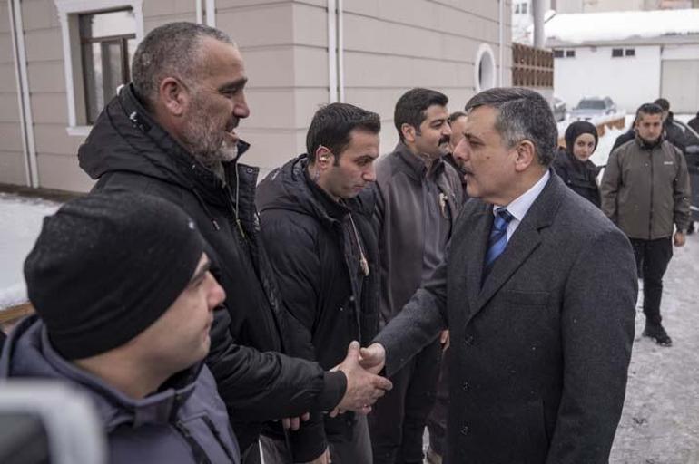 Yeni İçişleri Bakanı Mustafa Çiftçinin dikkat çekici portresi Hafızalara kazınan 2 görüntü