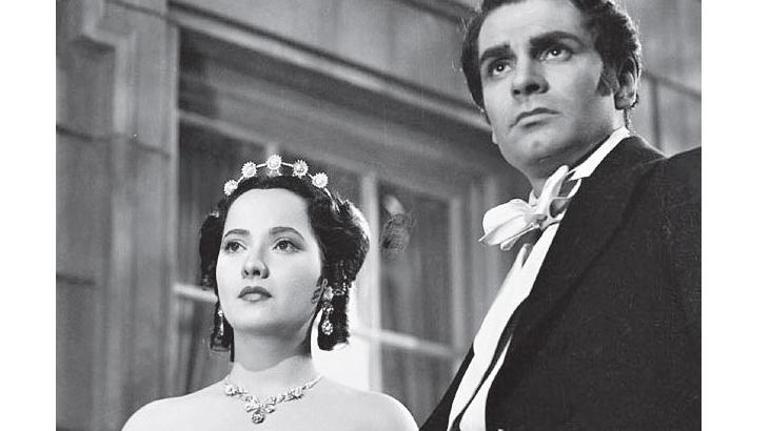 “Uğultulu Tepeler”in perdedeki yüzleri