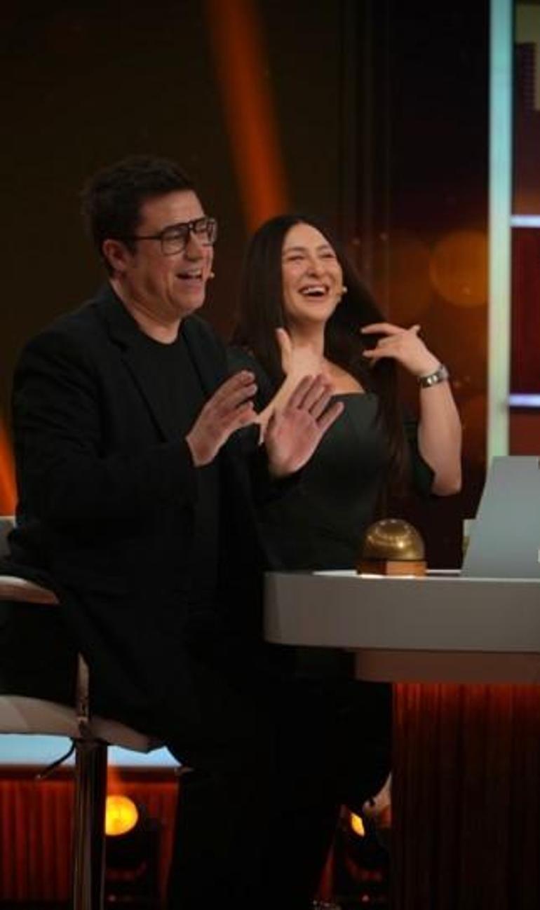 Beyazla Jokerde komedi gecesi Rekabet ve tatlı atışmalar