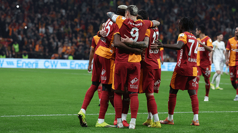 Fatih Terim, Juventus maçı öncesi Türkiyenin en iyisi diyerek açıkladı