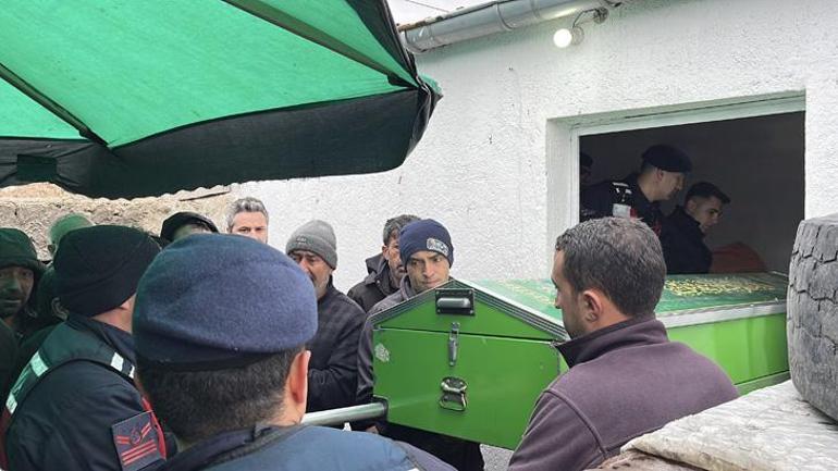 Facia kurbanı aile toprağa verildi Cenaze namazını kıldıran imam fenalık geçirdi