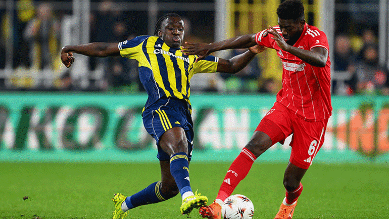 Fenerbahçede Sidiki Cherifin sözleşmesindeki madde devreye girdi Nottingham Forest maçı sonrası ortaya çıktı