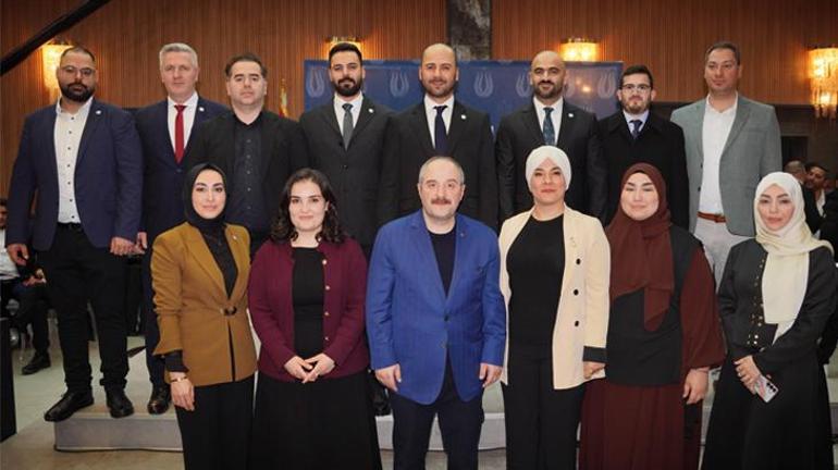 Mustafa Varank direksiyona geçti: Almanlar da TOGG alacak