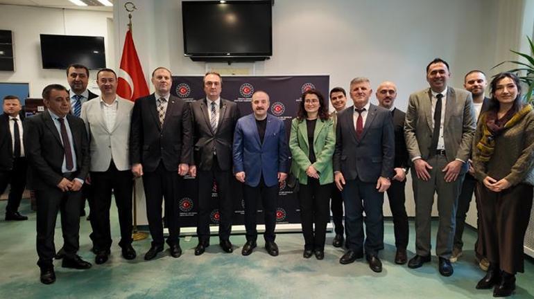 Mustafa Varank direksiyona geçti: Almanlar da TOGG alacak