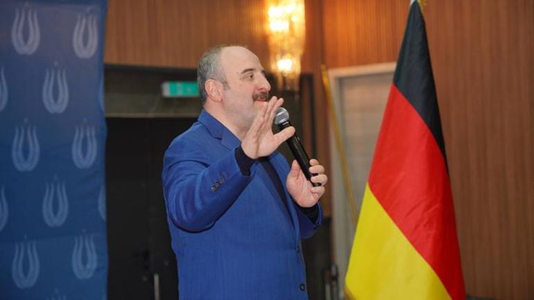 Mustafa Varank direksiyona geçti: Almanlar da TOGG alacak