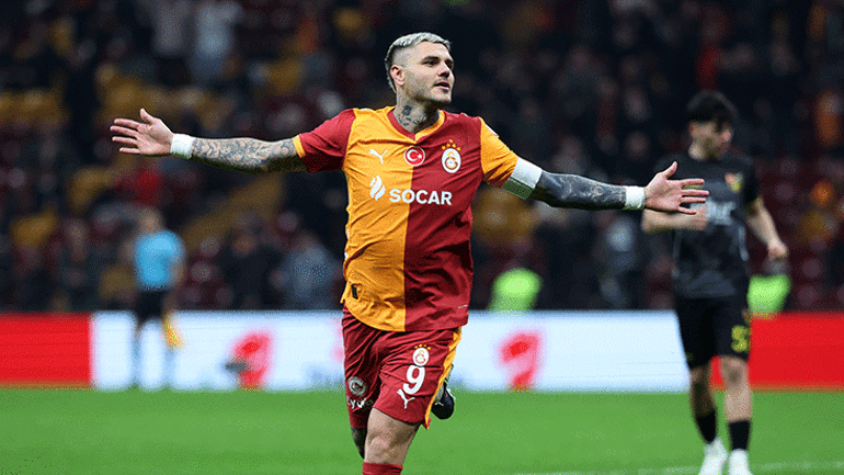 Galatasarayda Mauro Icardi için transfer gerçeği Menajeri resmen açıkladı