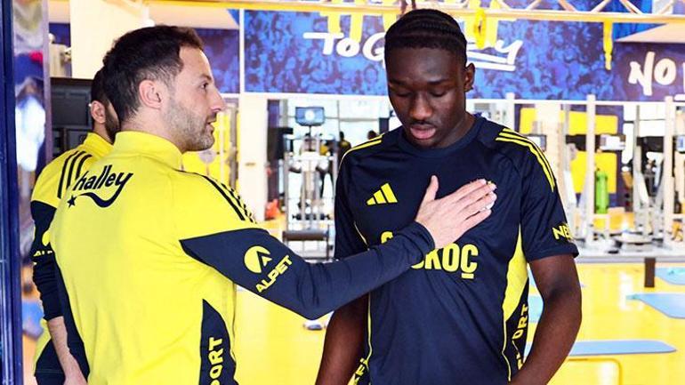 Fenerbahçeye Domenico Tedescodan müjdeli haber Samsunspor maçı öncesi durumu belli oldu