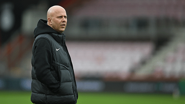 Liverpoolda Galatasaray endişesi Arne Slot itiraf etti: Hiçbir deplasmana benzemiyor