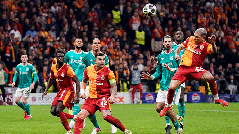 Liverpool efsanesi Jamie Carragher yenilgiyi hazmedemedi Galatasaray harika bir takım değil