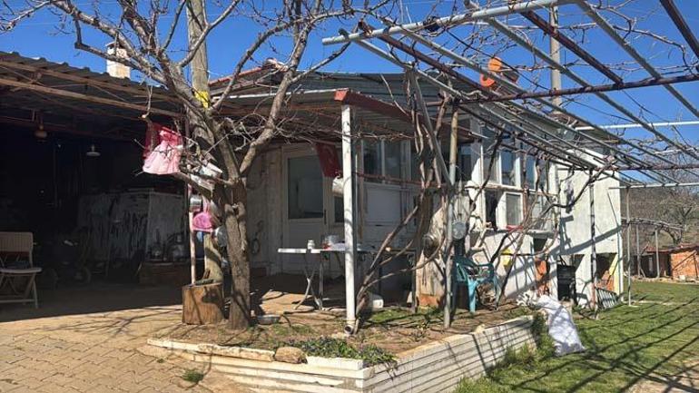 52 yıldır hayatını engelli çocuklarına adadı: Ben kaderime razıyım