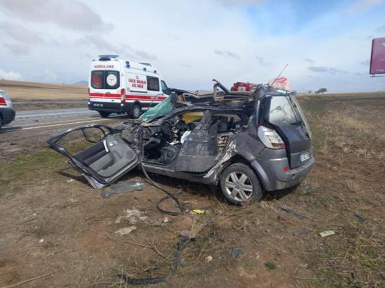 Babasından habersiz aldığı otomobil faciaya götürdü Bayram tatilinde acı son: 1 ölü, 3 yaralı