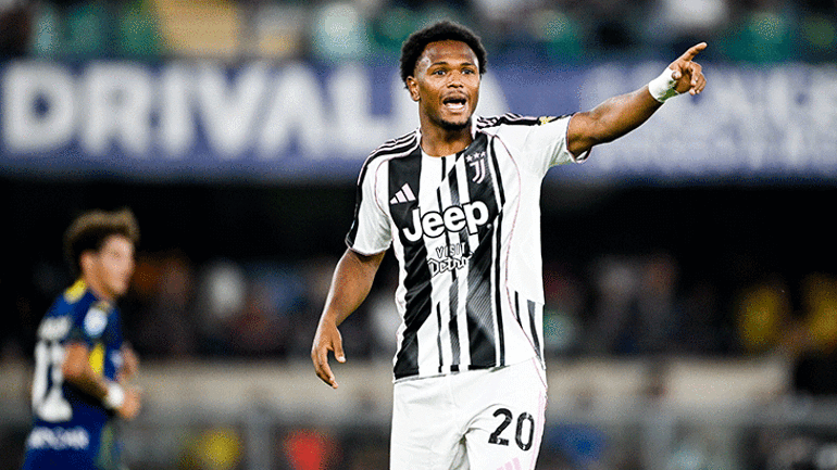 Fenerbahçeye İtalyadan yıldız golcüler Transferde gündem Tedesconun eski öğrencisi