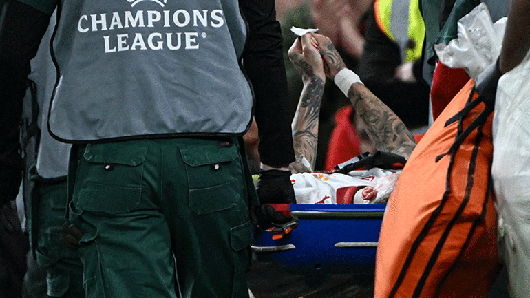 Liverpoolun iddiasına Wesley Sneijderden sert yanıt: Kopan parmağın hesabını verin