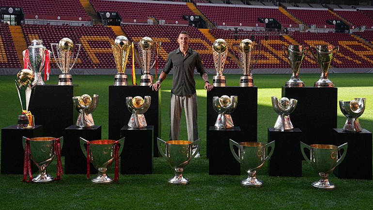 Liverpool performansı sonrası Uğurcan Çakır, 2 İngiliz takımının radarına girdi