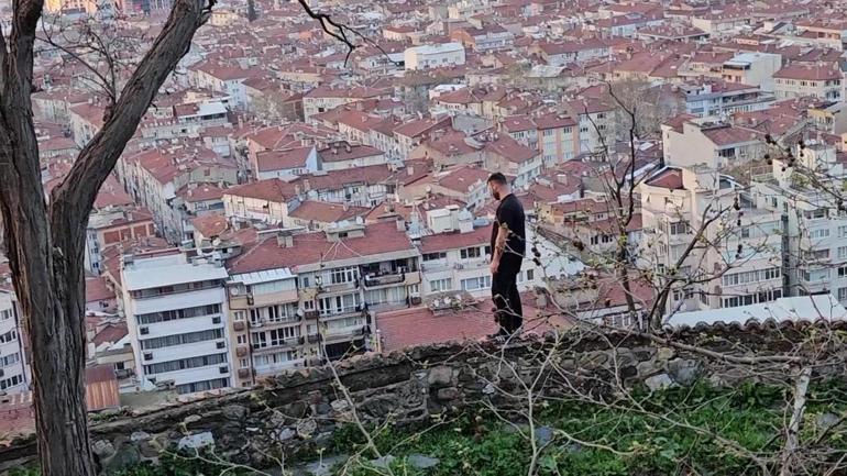 Bursa’da surlara çıkan adam, Ezgi gelmezse atlarım dedi Jiletlerle intihar tehdidi savurdu