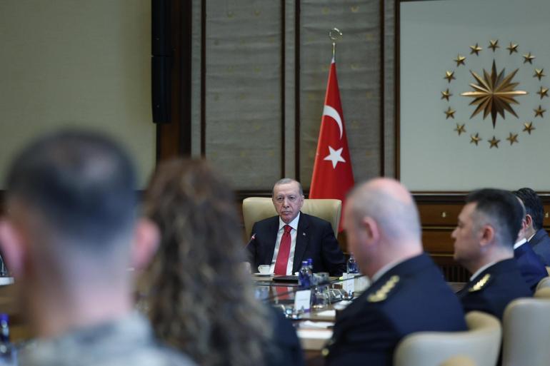 Cumhurbaşkanı Erdoğan, Polis Haftası’nda Bakan Çiftçi ve heyetini kabul etti