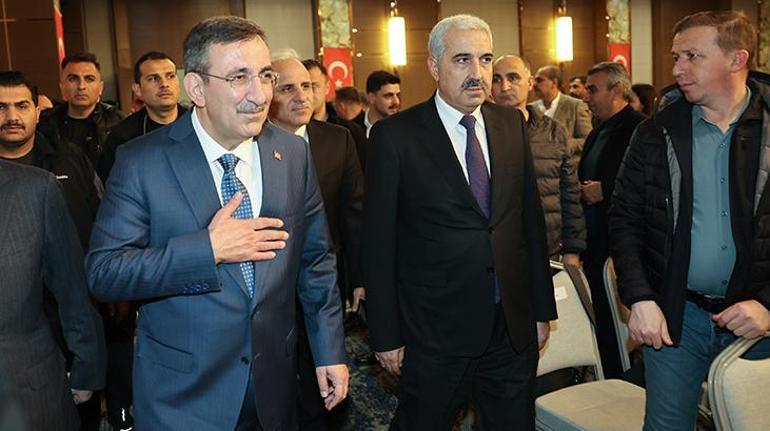 Cumhurbaşkanı Yardımcısı Cevdet Yılmaz: Savaş, dünya ekonomisini etkilemeye başladı