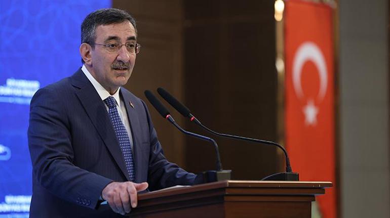 Cumhurbaşkanı Yardımcısı Cevdet Yılmaz: Savaş, dünya ekonomisini etkilemeye başladı