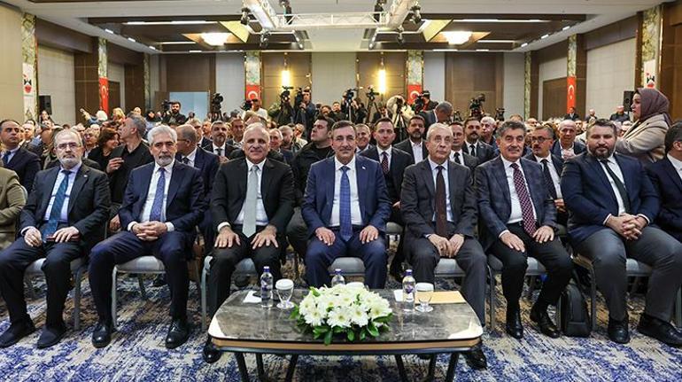 Cumhurbaşkanı Yardımcısı Cevdet Yılmaz: Savaş, dünya ekonomisini etkilemeye başladı